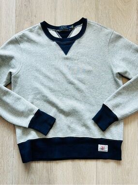 Polo Ralph Lauren Men's Light Gray Crewneck Sweatshirt with College Navy Trim